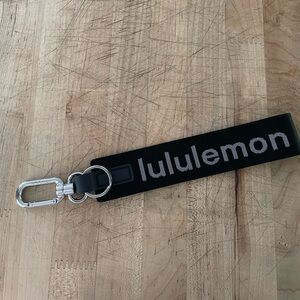 Lululemon tag